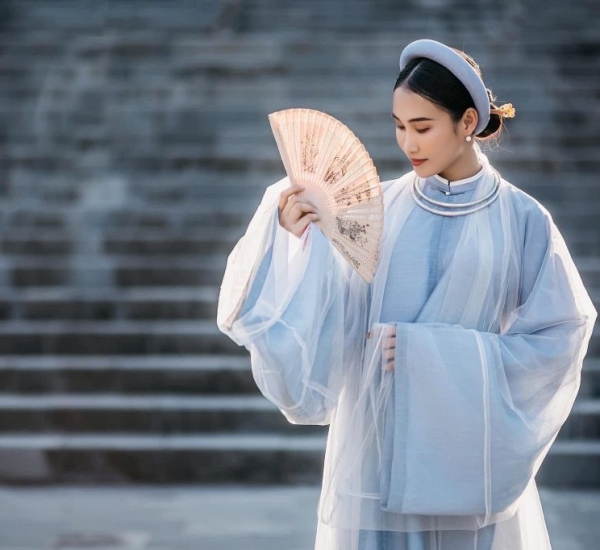 Xu hướng áo dài 2025 – Những mẫu hot nhất năm nay