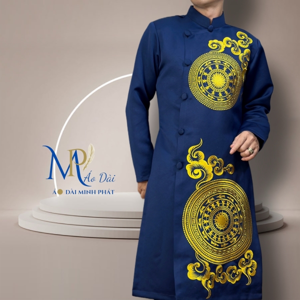 Áo Dài Cách Tân Nam Chất Liệu Taffta Cao Cấp ( Dày, Mịn) Thêu Trống Đồng MPT1025